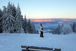 Winterwanderung am Hirschenstein in Bayern